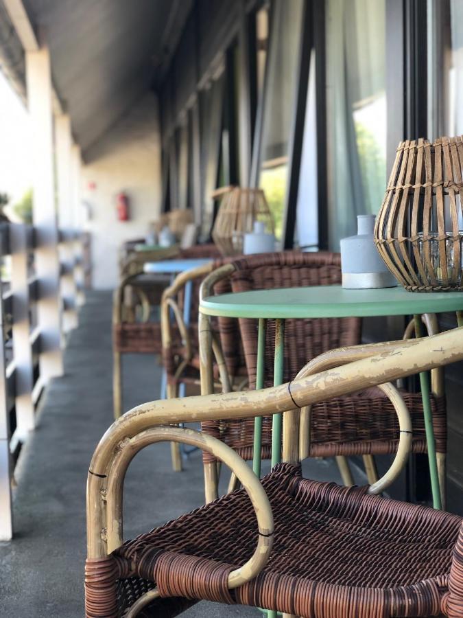 The Bliss Bed & Breakfast เรตรองเชอเมนต์ ภายนอก รูปภาพ