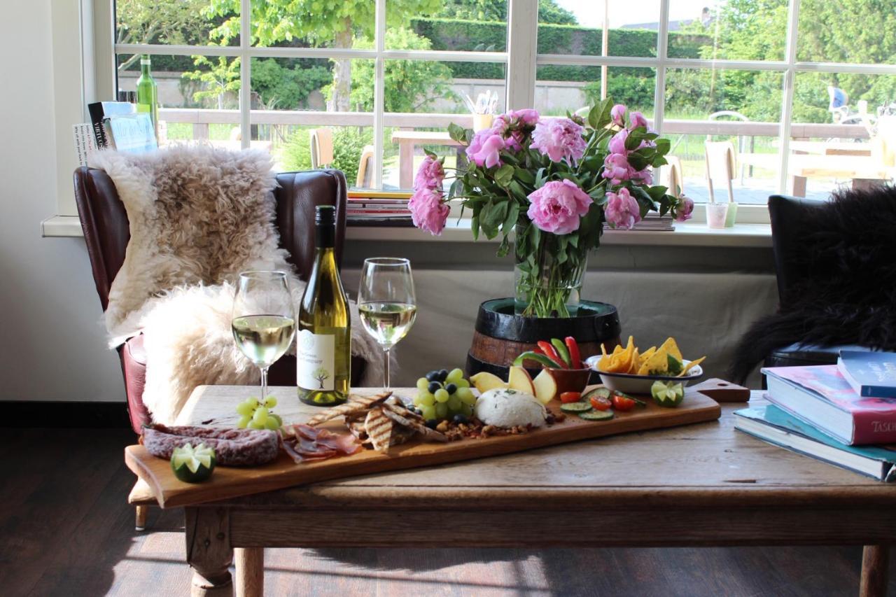 The Bliss Bed & Breakfast เรตรองเชอเมนต์ ภายนอก รูปภาพ